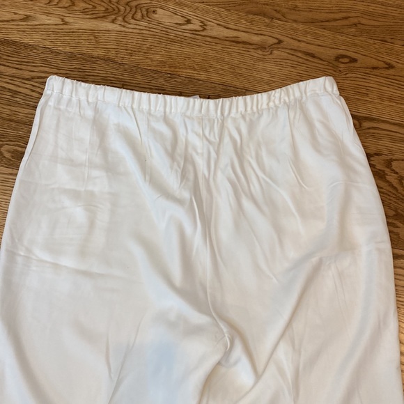 Soft Surroundings 100% silk cream pull on draw string straight leg pant - Picture 8 of 8